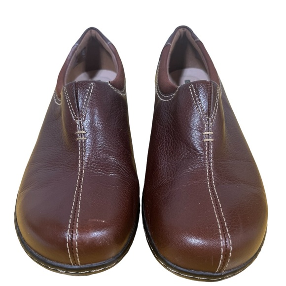 Clarks Collection‎ Ashland Joy Brown Leather Slip On Loafers Women's Size 9.5 W - Picture 1 of 15